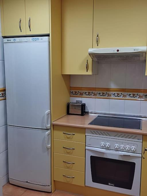 Apartamento Renovado En El Centro De ベナルマデナ エクステリア 写真